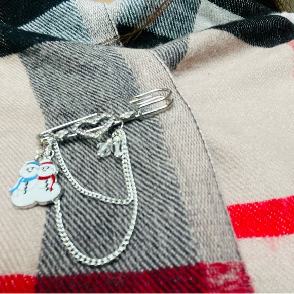 Snowman pin - Picture 2 of 4